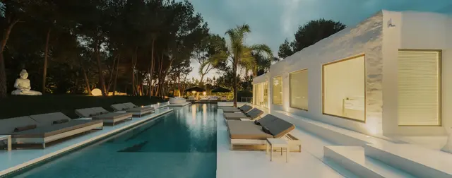 Villa Naira