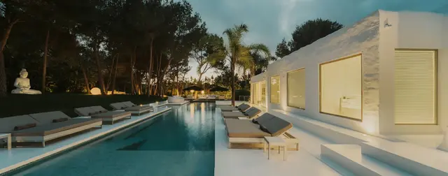 Villa Naira