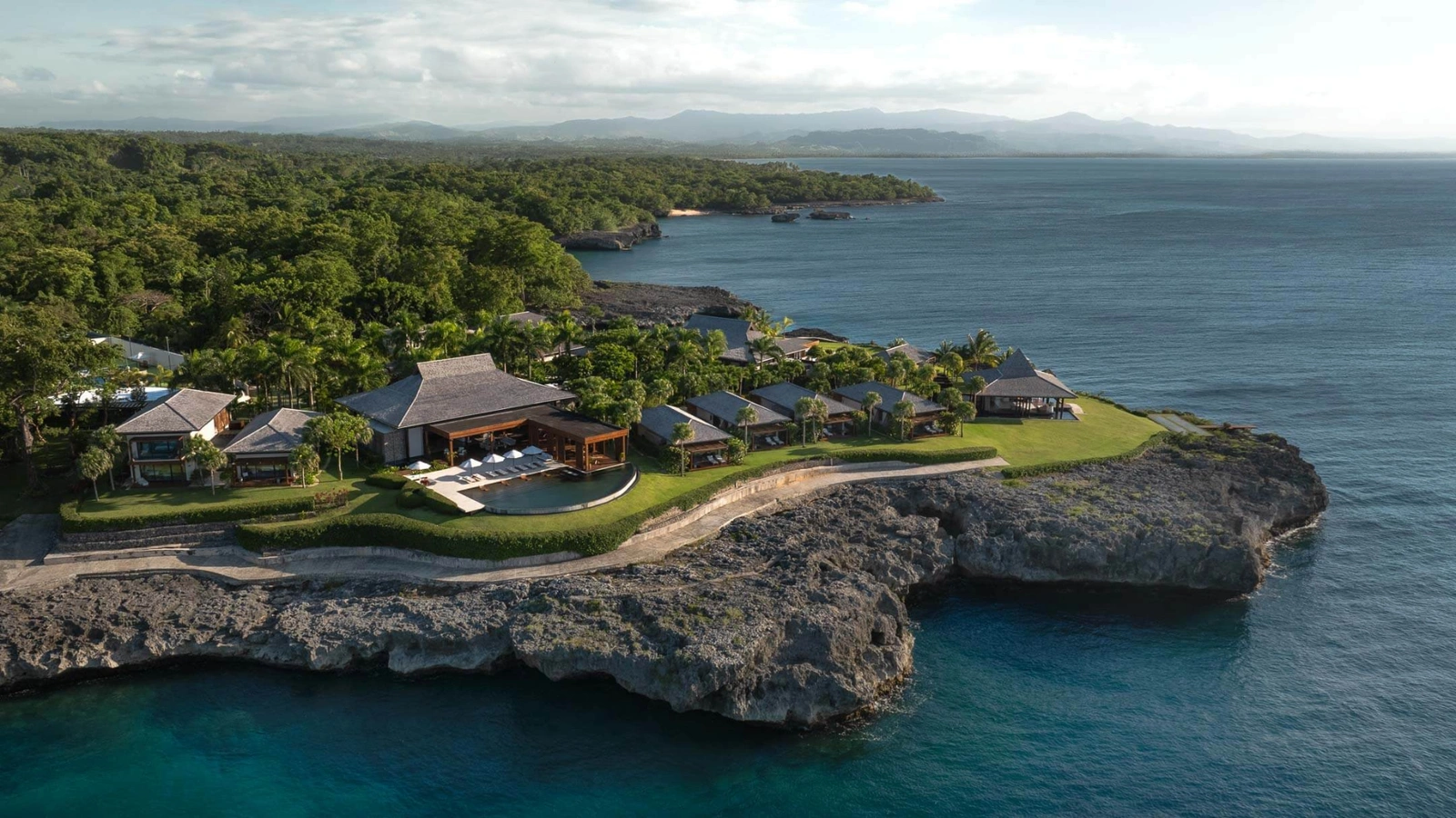 Is Renting a Luxury Villa Worth It for Your Next Trip?