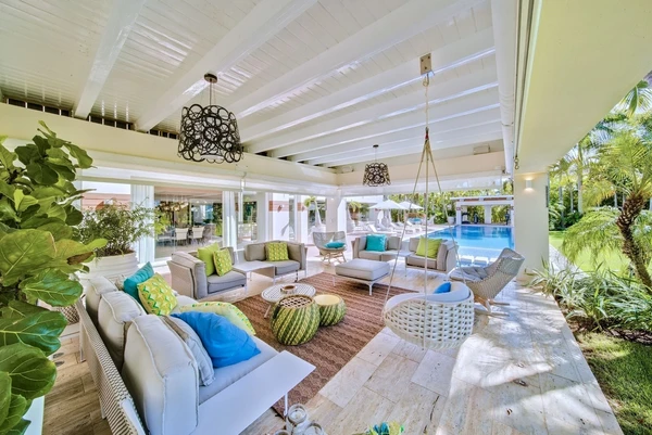 Villa Nar