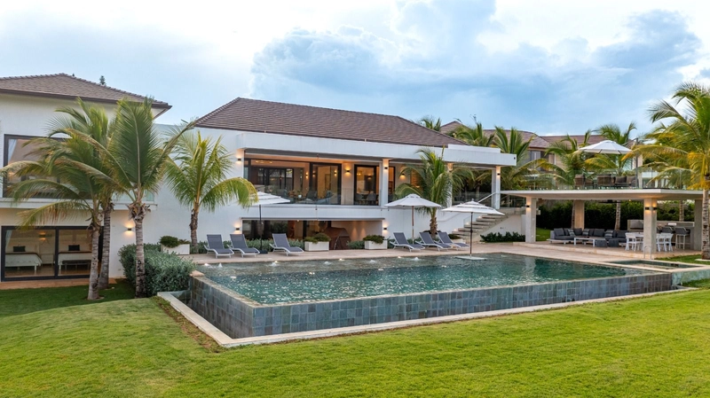 Villa Rea - View 1