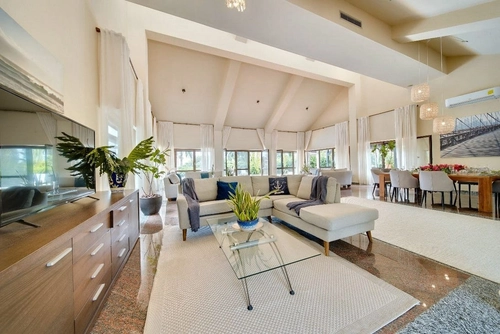 Villa Linas - View 5