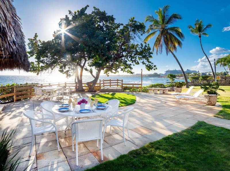 villa evi gallery image