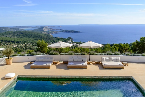 Villa Blank - View 2