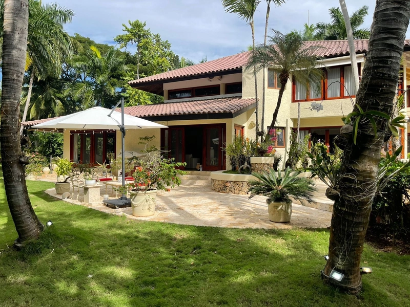 Villa Pina - View 1