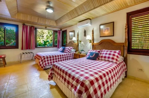 Villa Sunset - View 4