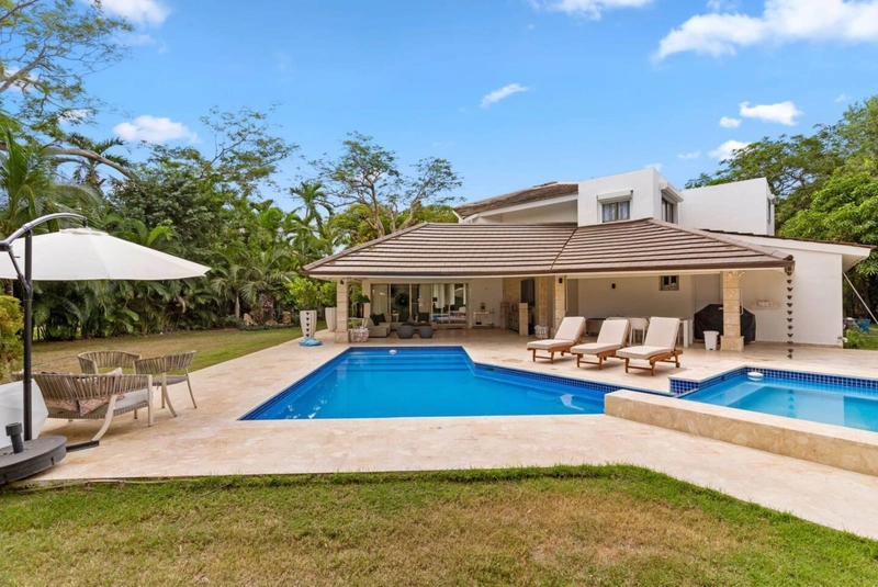 Villa Carol - View 1