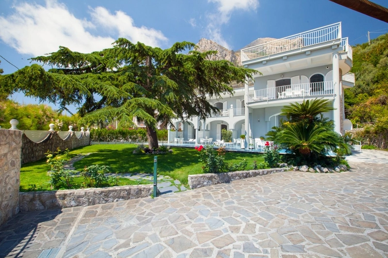 Villa Lucrezia - View 1