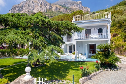 Villa Lucrezia - View 2